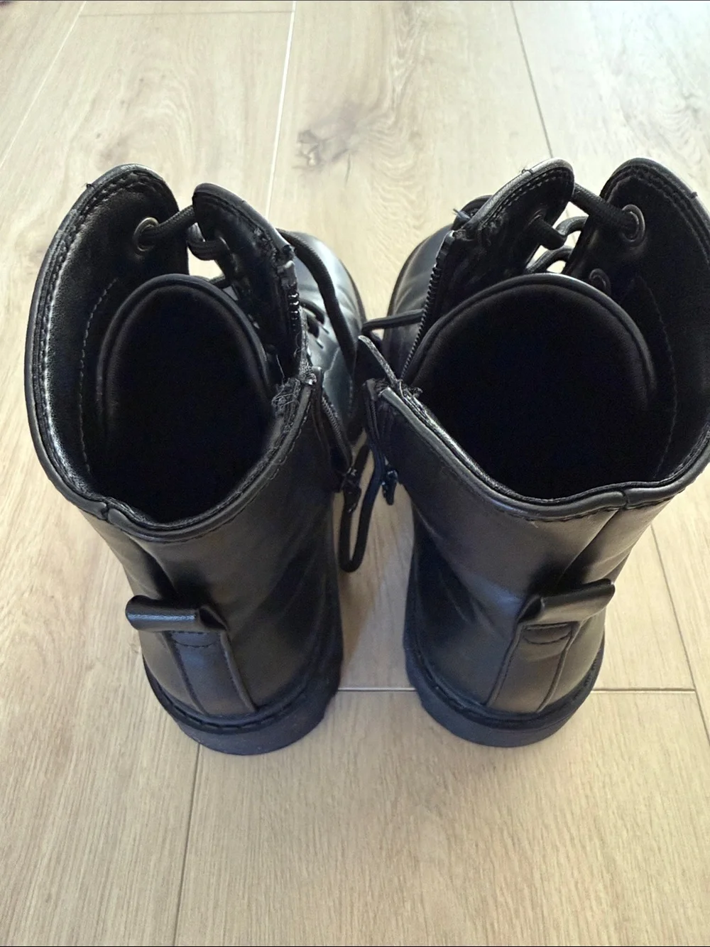 Art Class Black Lace-Up Combat Boots - Kids